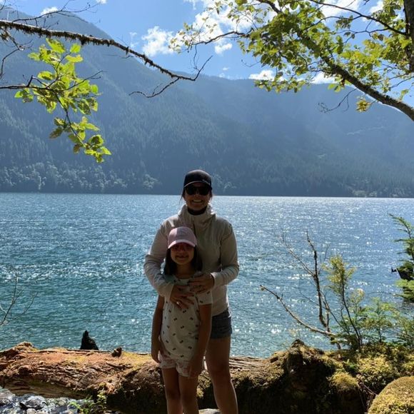 Meet your Posher, Robyn - Picture 1 of 1